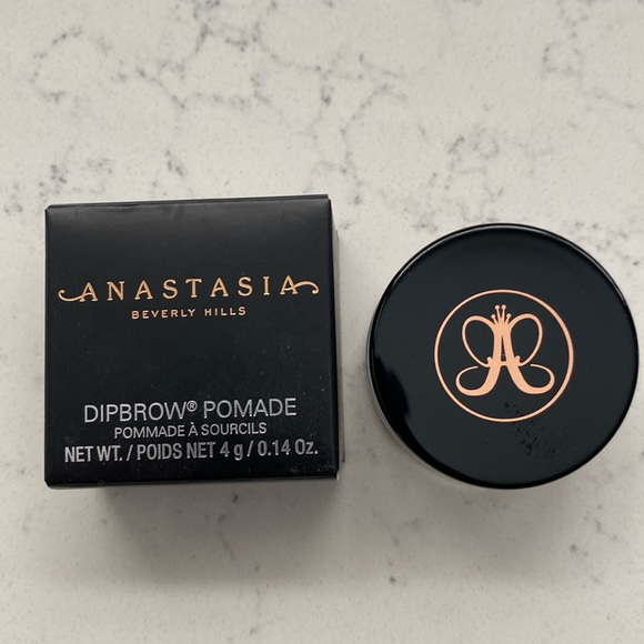 Anastasia | Dipbrow pomade makeup - Picture 1 of 4